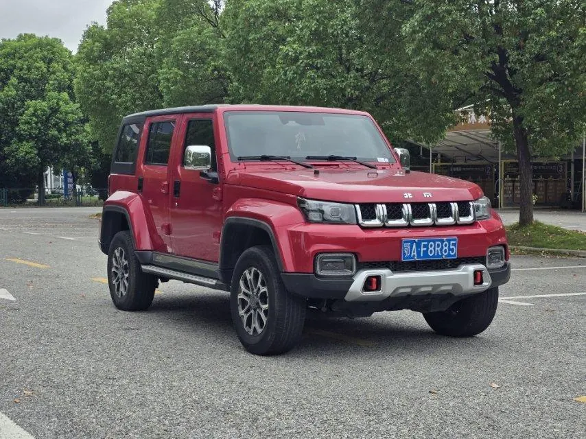 Beijing 2021 BJ40 2.0T Four-wheel Drive Ring Tower Champion Edition Automatic Gear 3