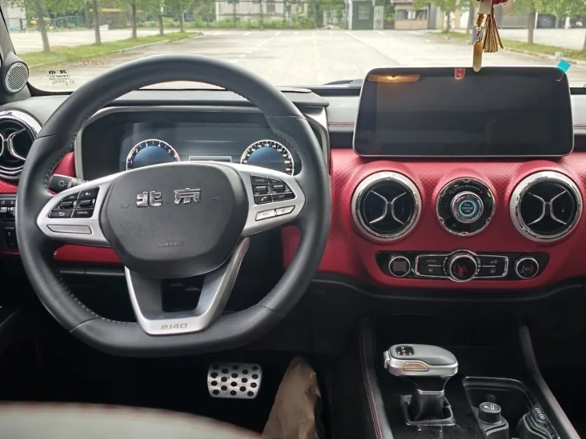 Beijing 2021 BJ40 2.0T Four-wheel Drive Ring Tower Champion Edition Automatic Gear 5