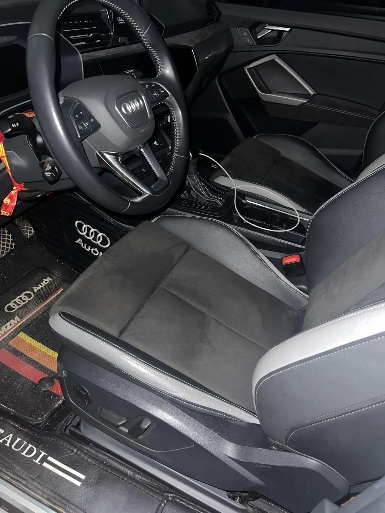 Audi 2021 Q3 1.4TFSI 35TFSI Fashion Elegant Automatic Gear 4