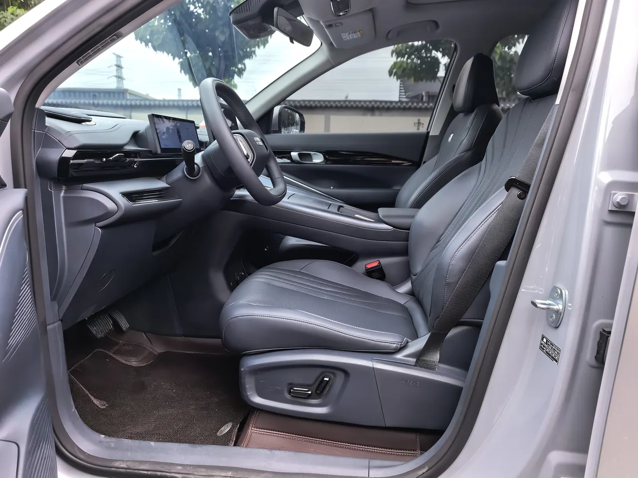 Geely Galaxy 2026 E 5 610km Discovery Edition Automatic Gear 9