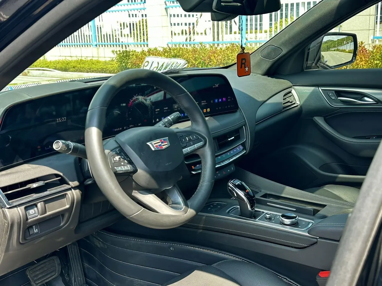 Cadillac 2025 CT5 2.0T 28T City Sports Edition Automatic Gear 3