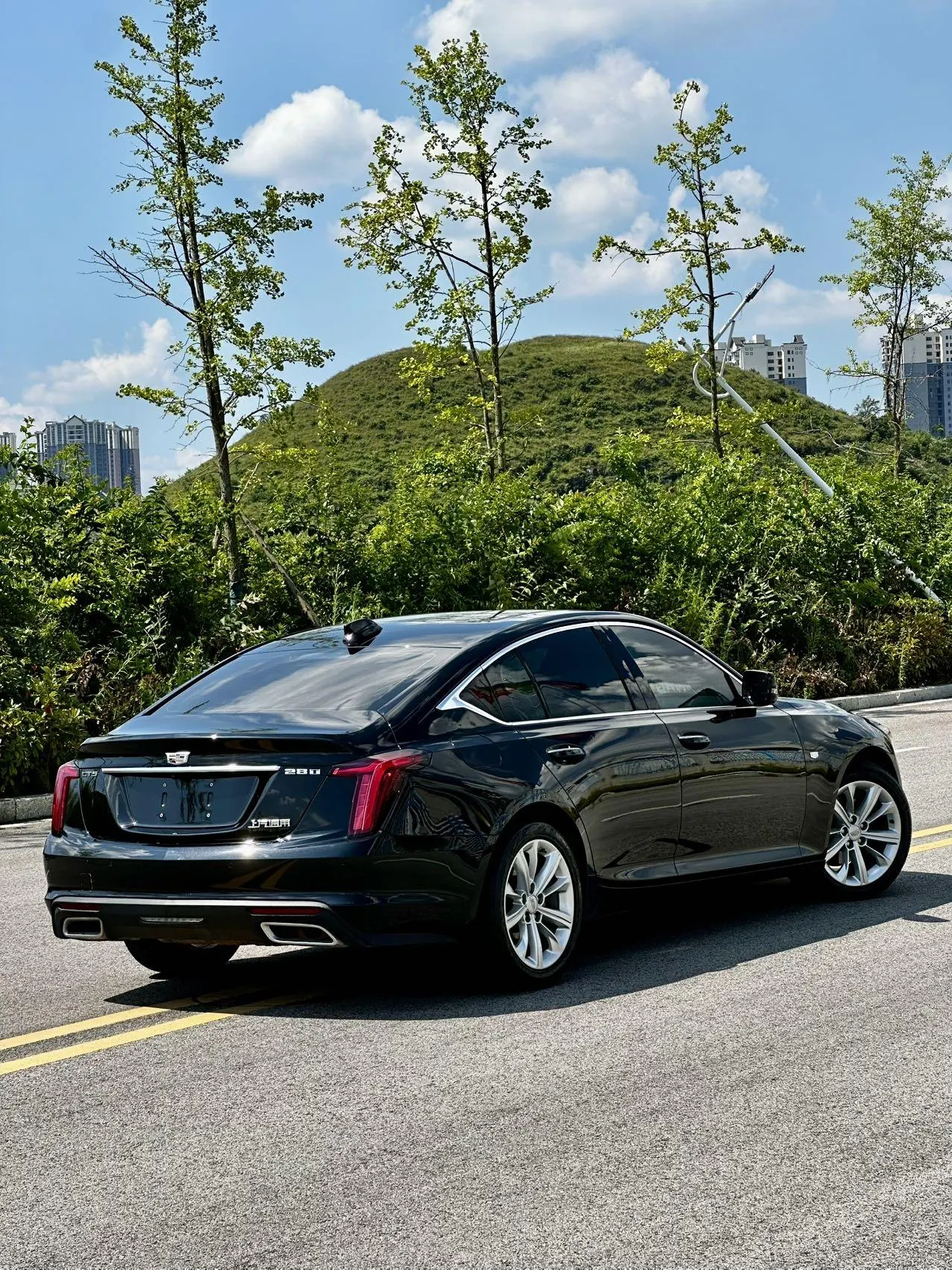Cadillac 2025 CT5 2.0T 28T City Sports Edition Automatic Gear 7