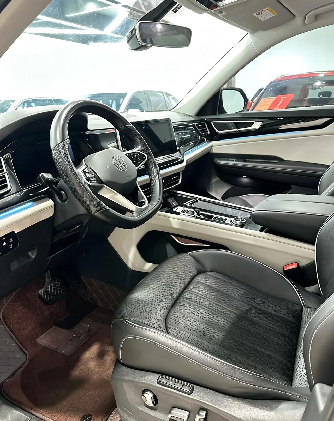 Volkswagen 2021 Touang 2.5T 530 V6 4-wheel Drive Respect Deluxe Automatic Transmission 2