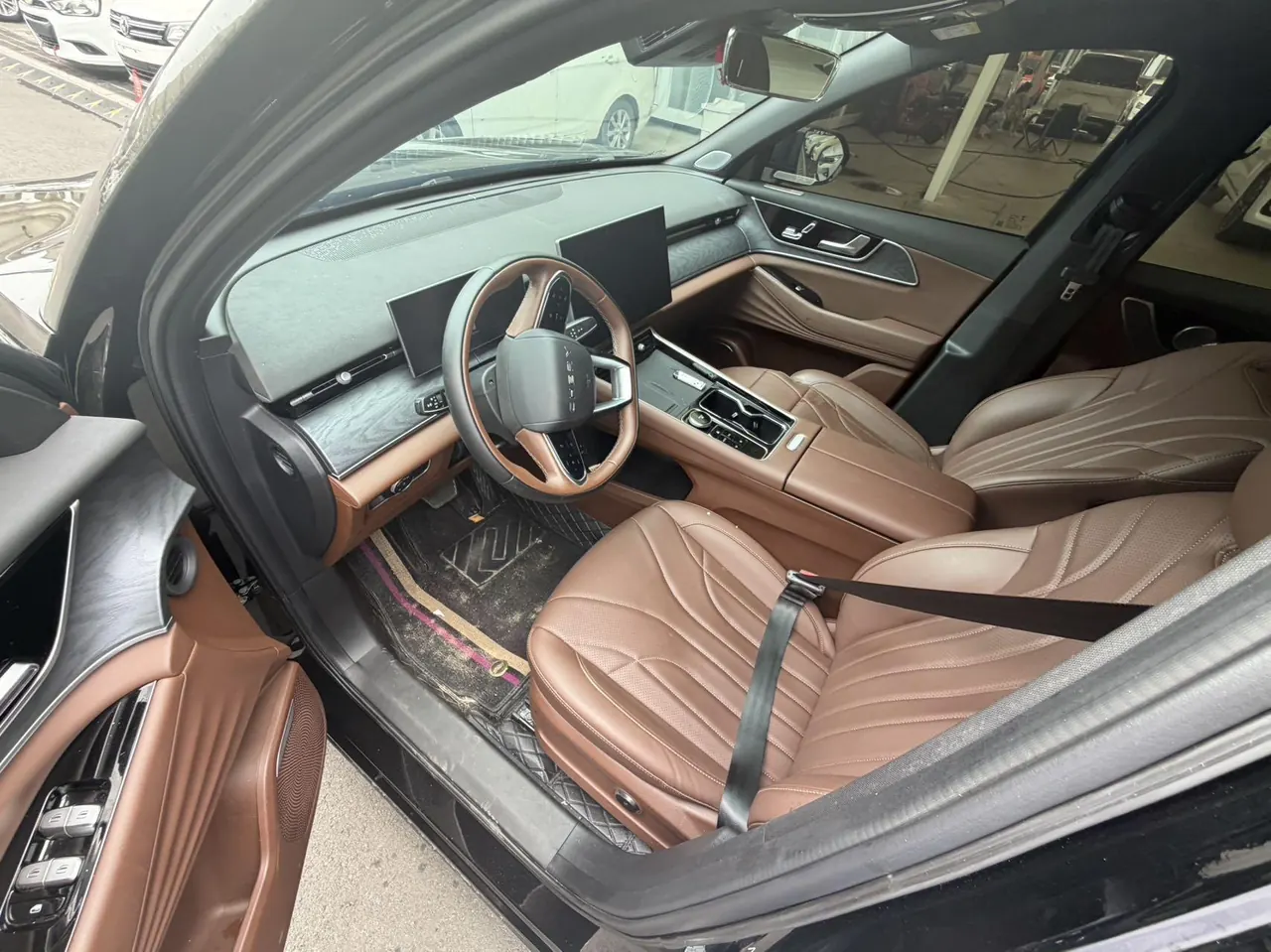 Chery 2026 Ruihu 9X 2.0T Two-wheel Drive Honorable Automatic Gear 5