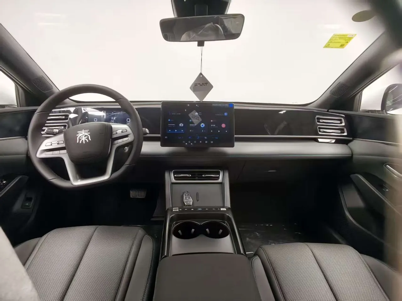 BYD 2026 Qin L DM-i 1.5 stepless 128KM aggressive automatic gear 4