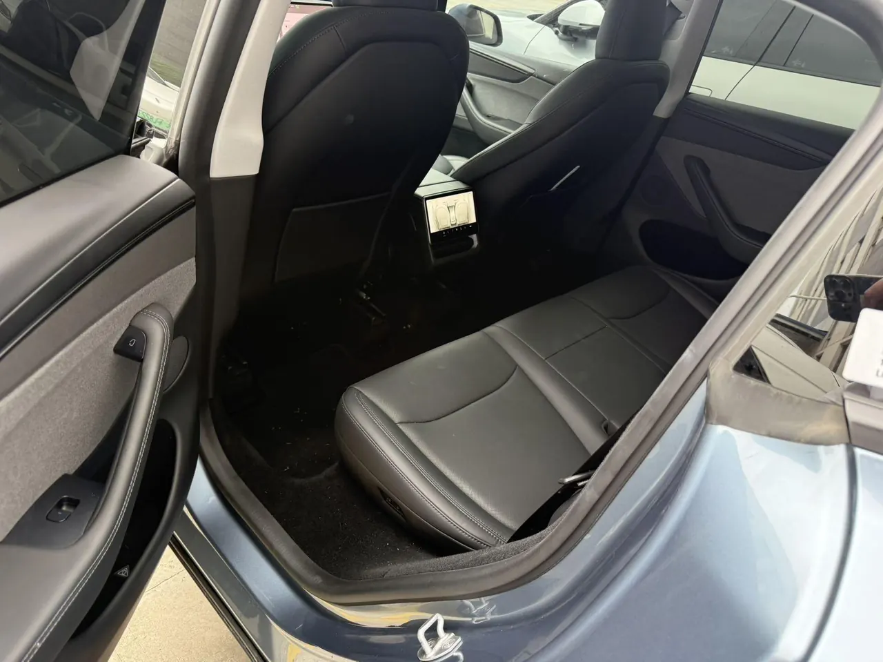 Tesla 2025 Model Y rear-wheel drive version automatic transmission 6