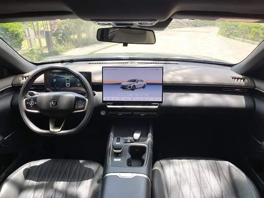 ChangAn 2025 UNI-V 1.5T 500Bar distinguished automatic gear 6