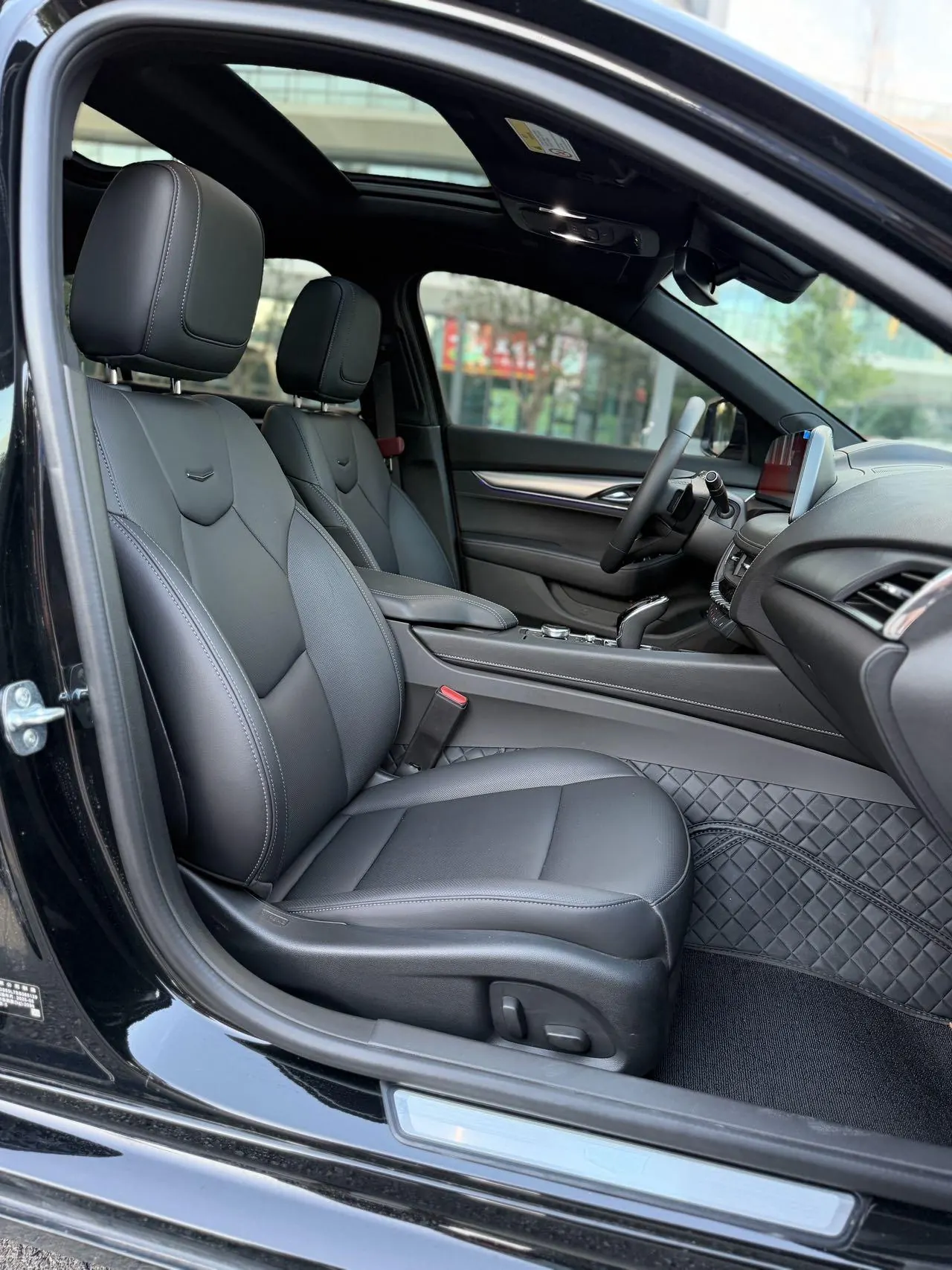 Cadillac 2024 CT5 2.0T 28T Luxury Pro Auto 3