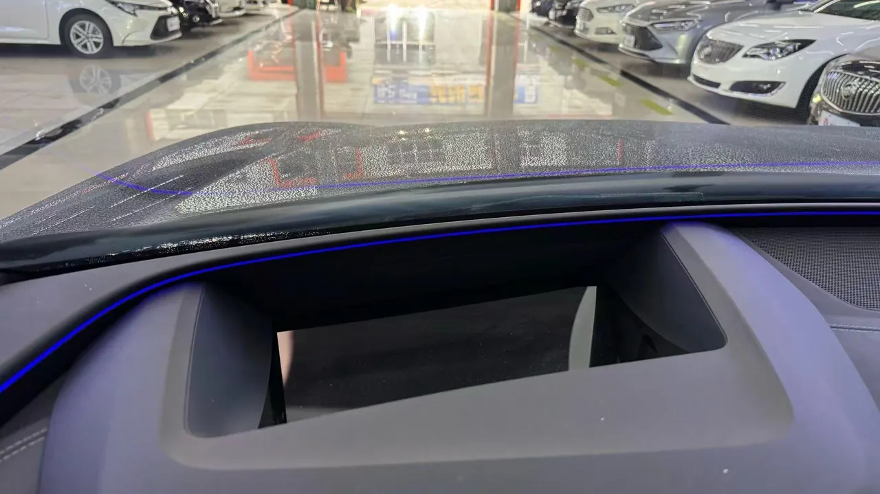 Audi 2025 Q6L e-tron Long Endurance Edition Automatic Gear 5
