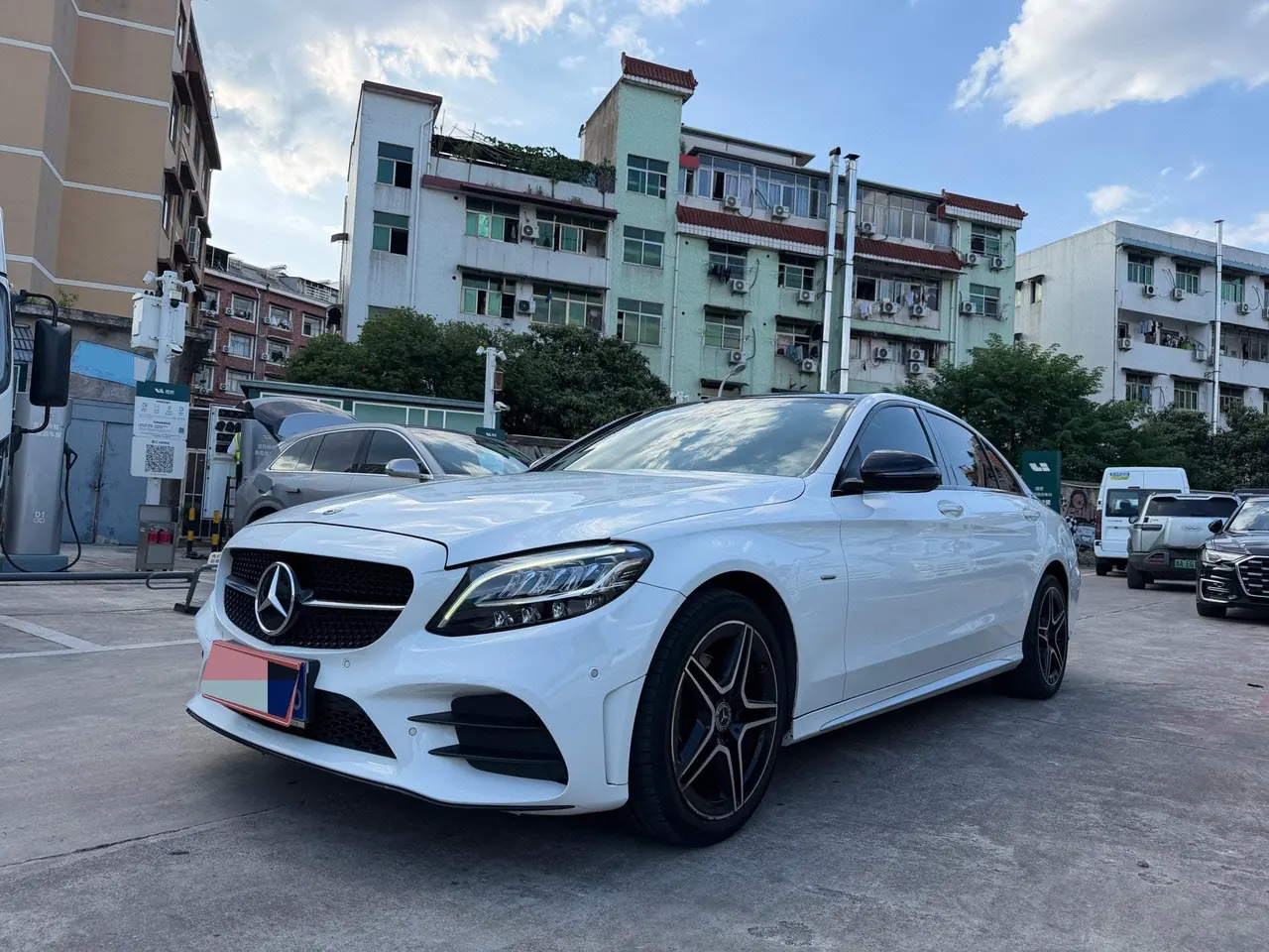 打开图片灯箱:Mercedes Benz Class C 2021 C 260 L 48V 1.5T Sports Star Yao Zhen Tibetan Edition Automatic Gear