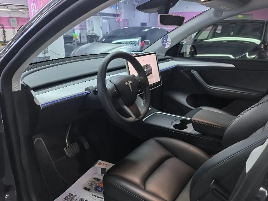 Tesla 2024 Model Y rear-wheel drive version automatic transmission 5
