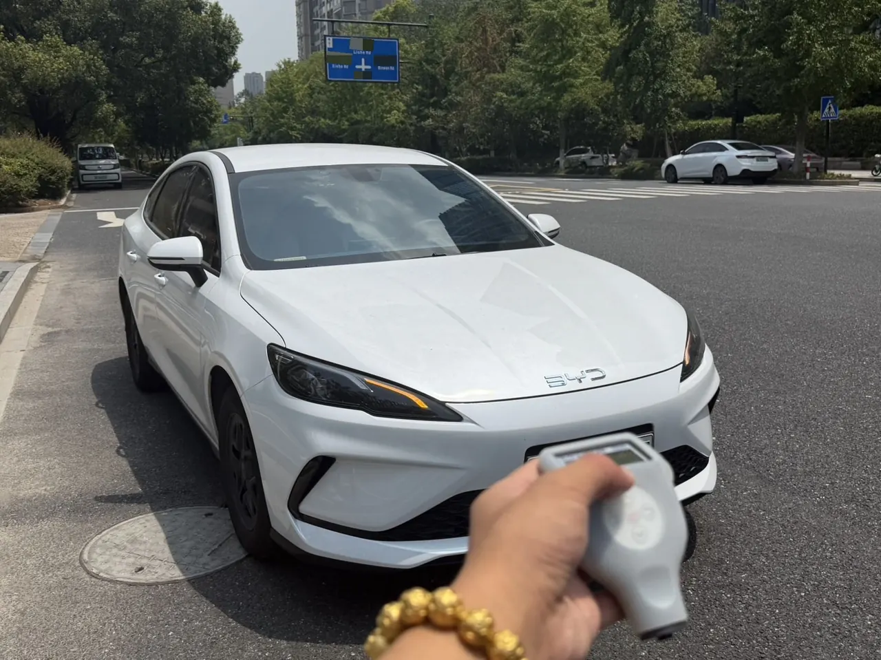 BYD 2025 seals 05 DM-i 1.5 stepless smart driving version 55KM luxury automatic gear 3