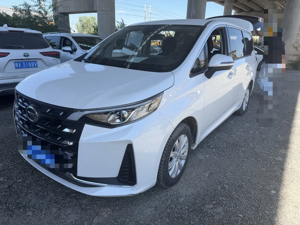 Open image lightbox: Chuanqi 2021 M6 1.5T 270T Elite Edition 7-seat Automatic Gear