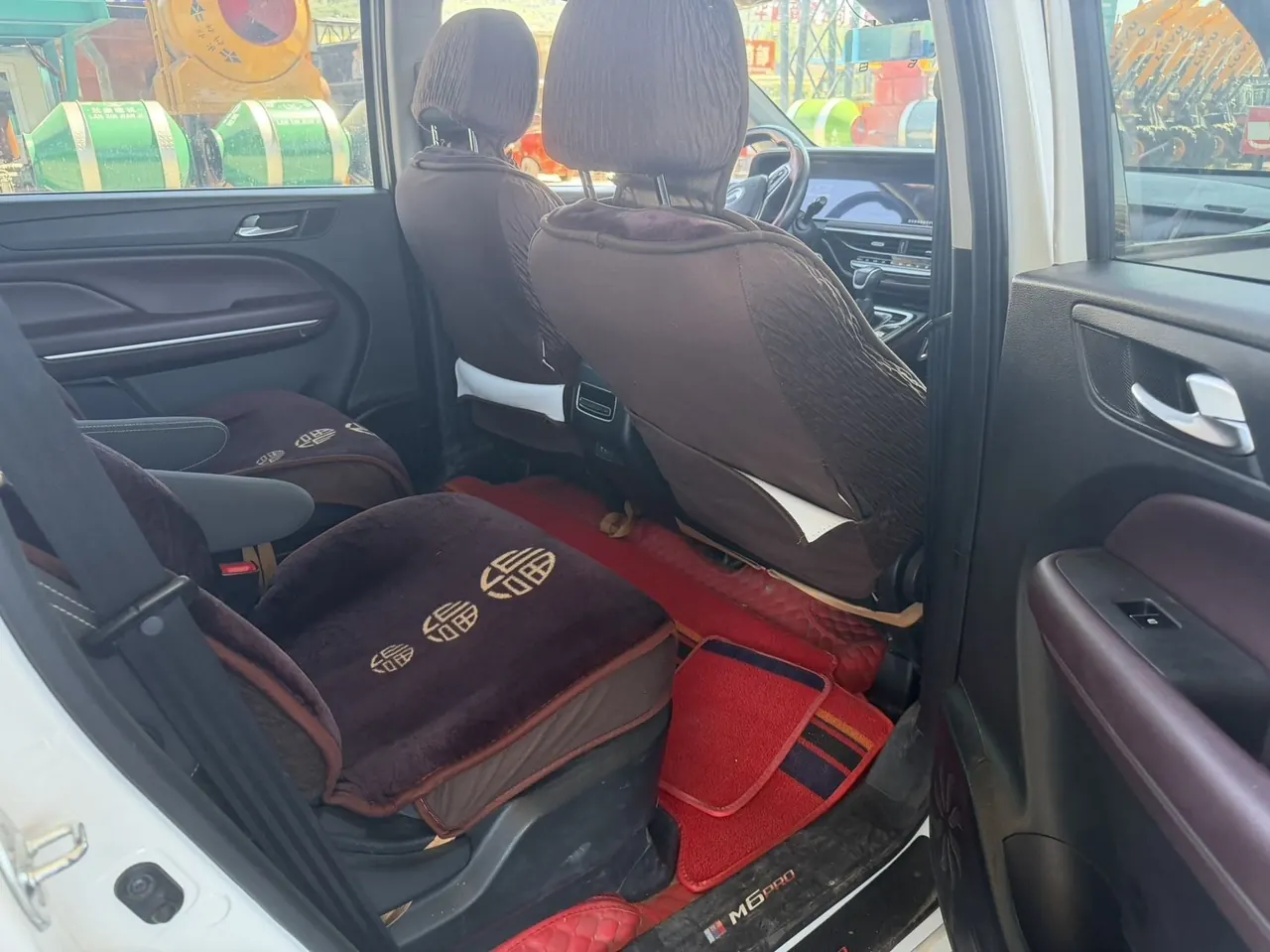 Chuanqi 2021 M6 1.5T 270T Elite Edition 7-seat Automatic Gear 5