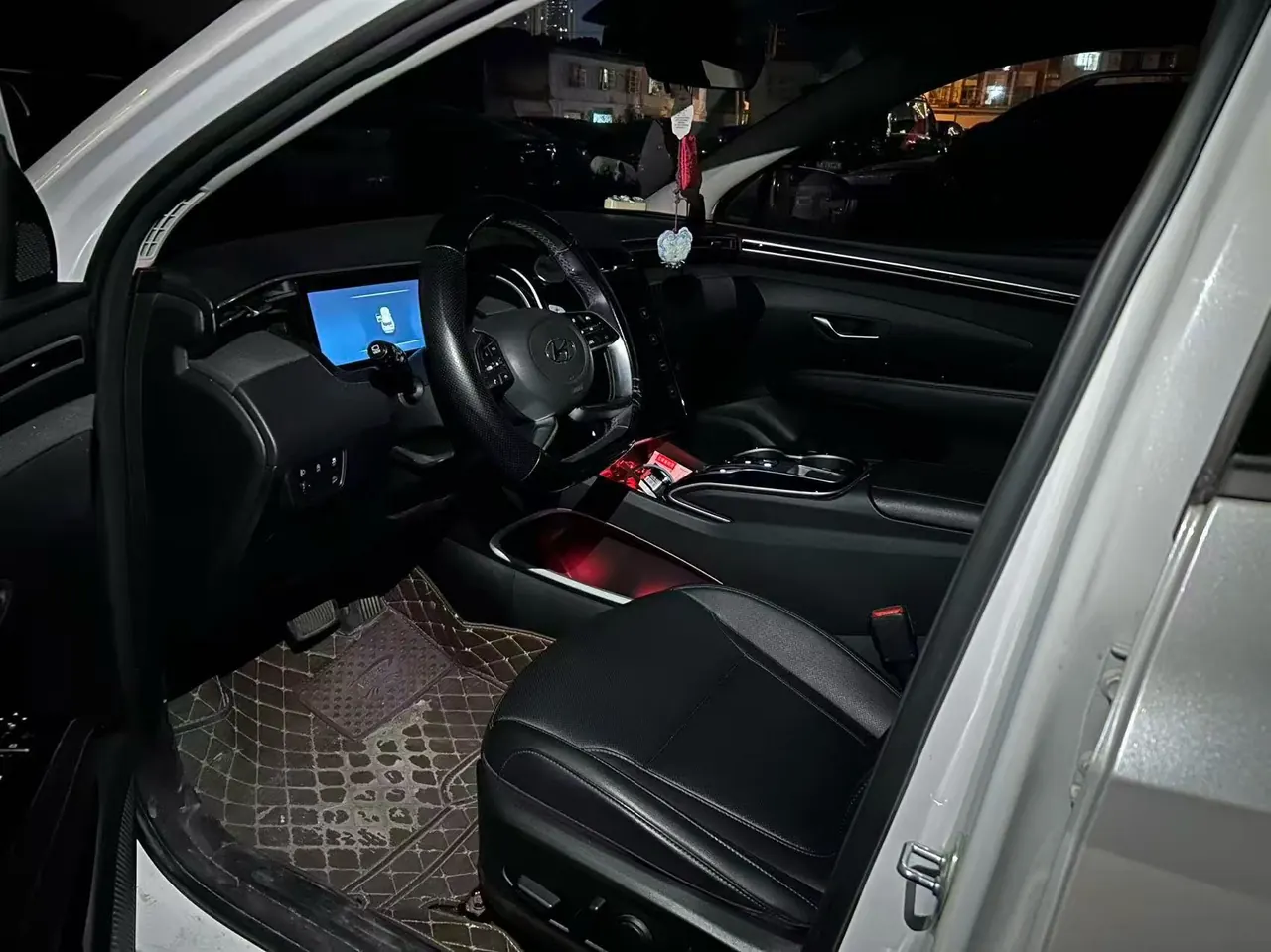 Hyundai 2021 Tousheng L 1.5T LUX Premium Edition Automatic Gear 3