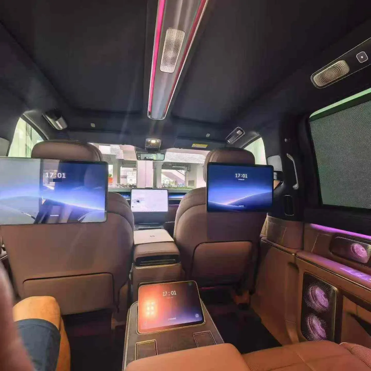 NIO 2026 ES 9 102kWh Executive Island Deluxe Automatic Gear 3