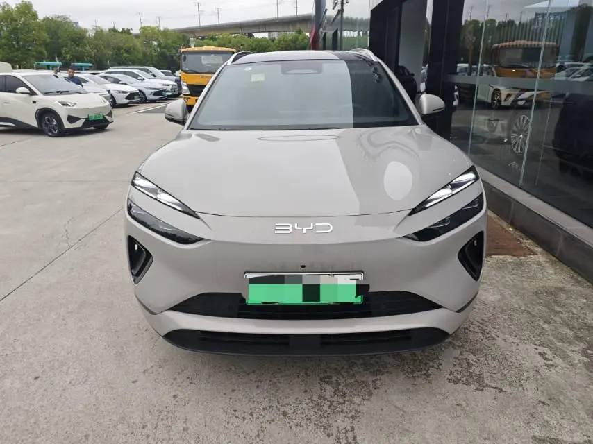 BYD 2025 Sea Lion 06 DM-i 1.5 Stepless 170 Pilot Pro Edition Automatic Gear 2