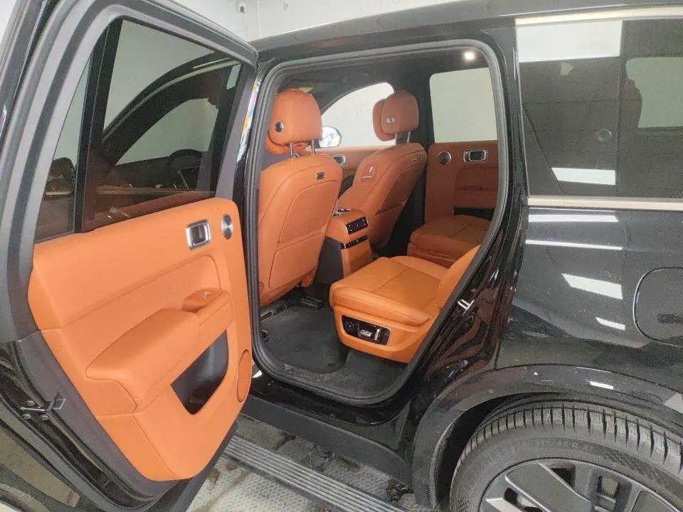 Li 2025 L9 Ultra Smart Refresh Edition Automatic Transmission 3