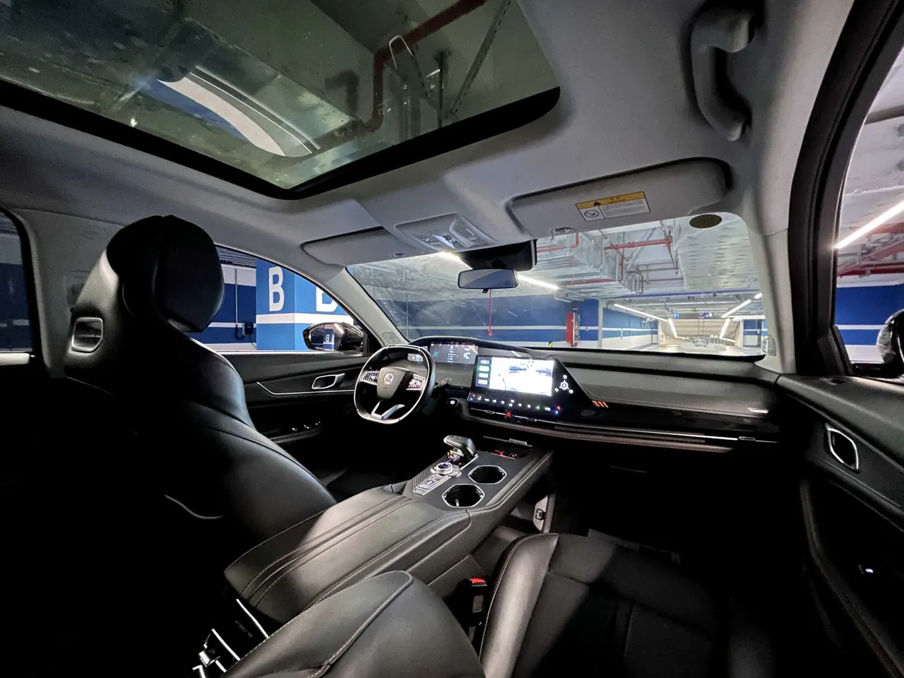 ChangAn 2021 UNI-K 2.0T Luxury Automatic 12