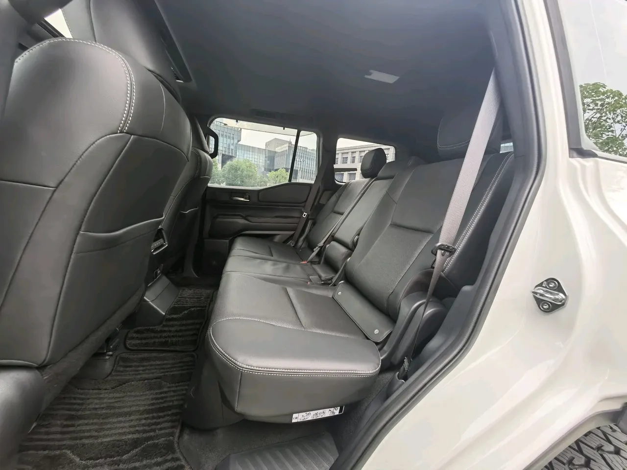 Toyota 2025 Prado HEV 2.4T all-around TX version 5-seat automatic gear 11