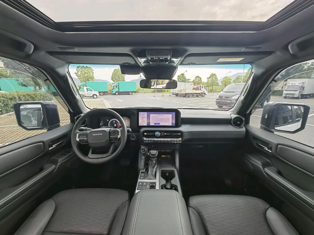 Toyota 2025 Prado HEV 2.4T all-around TX version 5-seat automatic gear 15