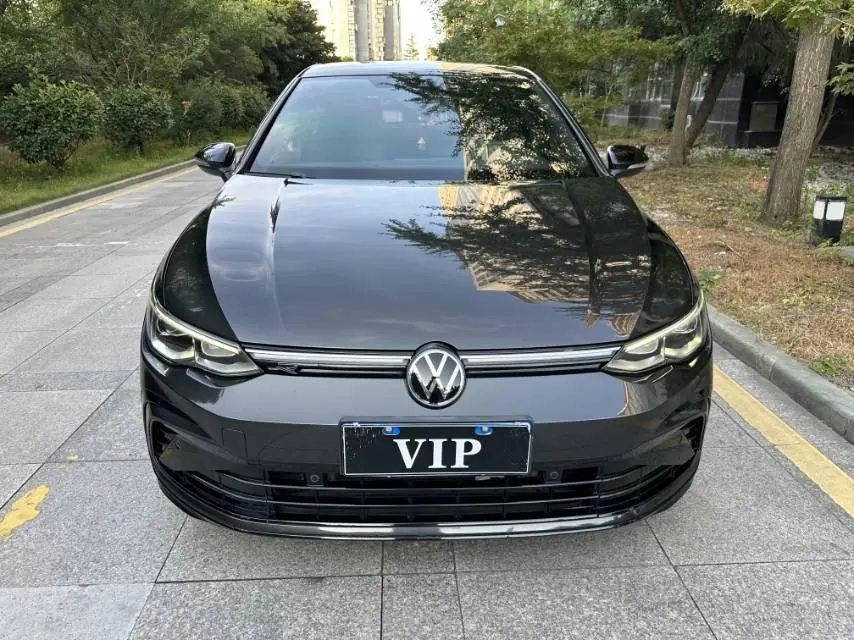Volkswagen 2021 Golf 8 R-Line 1.4TSI 280TSI Automatic 2