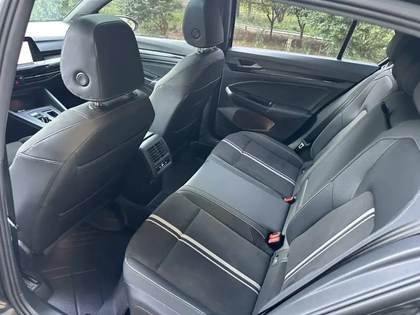 Volkswagen 2021 Golf 8 R-Line 1.4TSI 280TSI Automatic 7