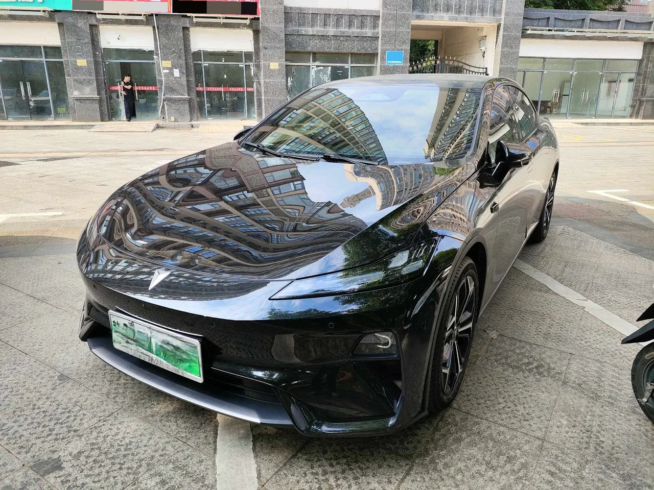 Open image lightbox: ChangAn Deepal 2024 L 07 230Max Range-extended Automatic Gear