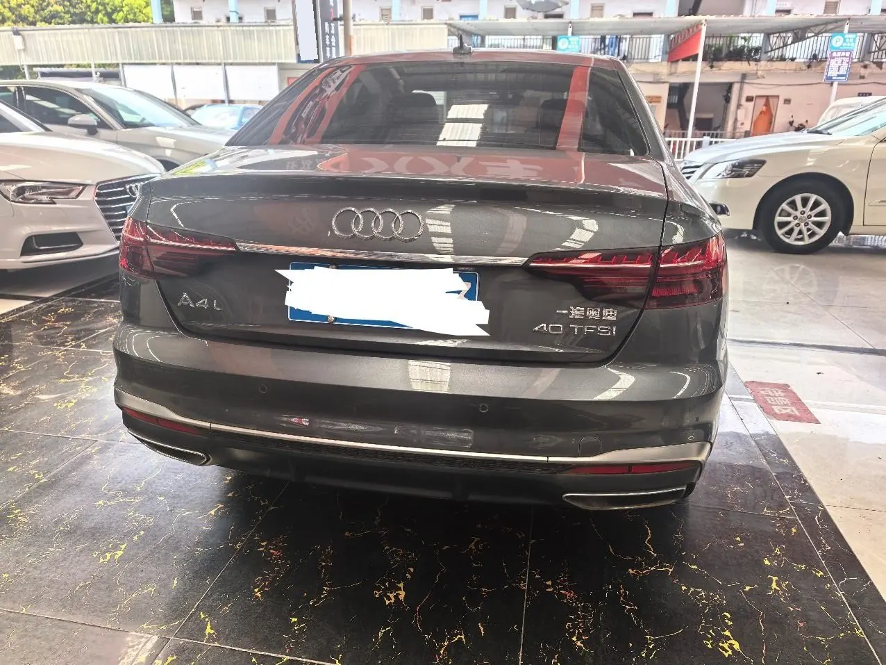Audi 2022 A4L 2.0TFSI 40TFSI Fashion Dynamic Automatic 5