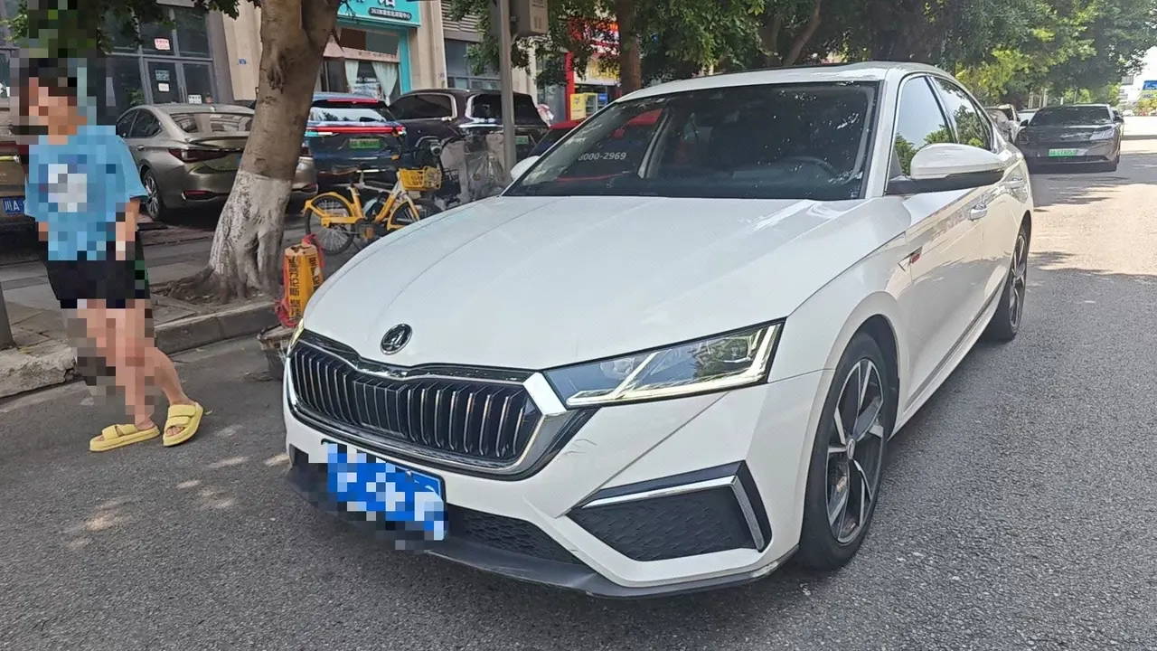 Open image lightbox: Skoda 2021 Ming Rui PRO 1.4TSI TSI280 Premium Edition Automatic Gear