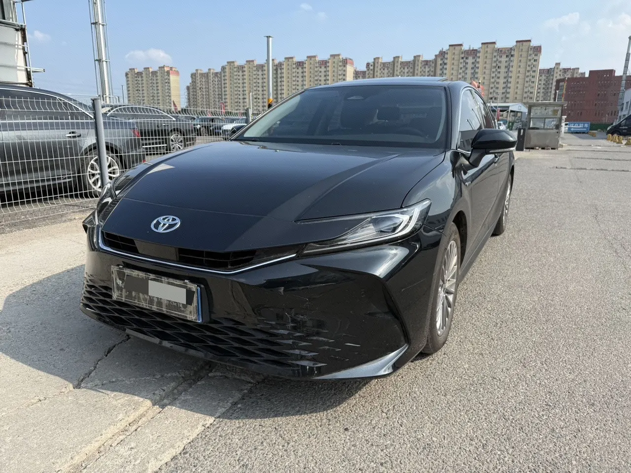 Open image lightbox: Toyota 2024 Camry Dual Engine 2.0HE Stepless Elite Automatic Gear