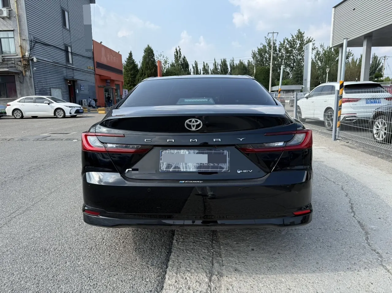 Toyota 2024 Camry Dual Engine 2.0HE Stepless Elite Automatic Gear 6