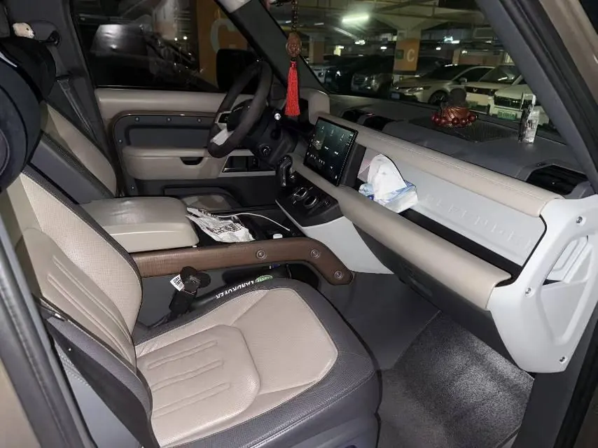 Land Rover Guard (Imported) 2022 Guard 110 48V 3.0T P400 X-DYNAMIC HSE Automatic Gear 5