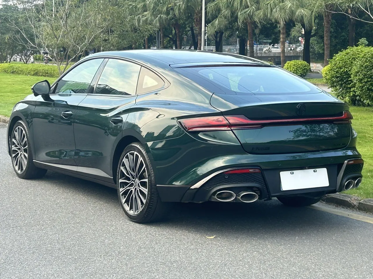 MG 2023 MG7 1.5T to the United States elegant version of automatic gear 11