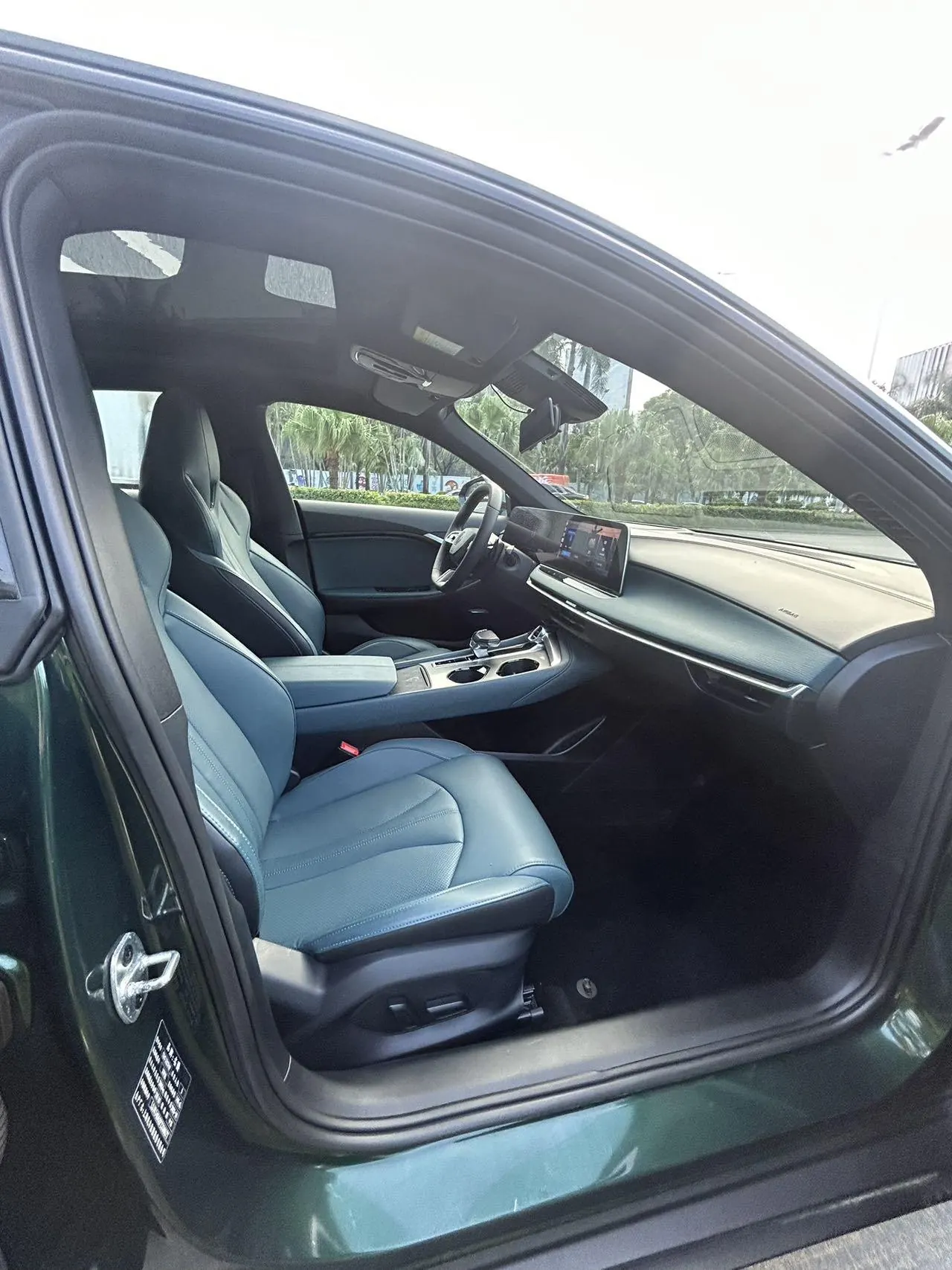 MG 2023 MG7 1.5T to the United States elegant version of automatic gear 13