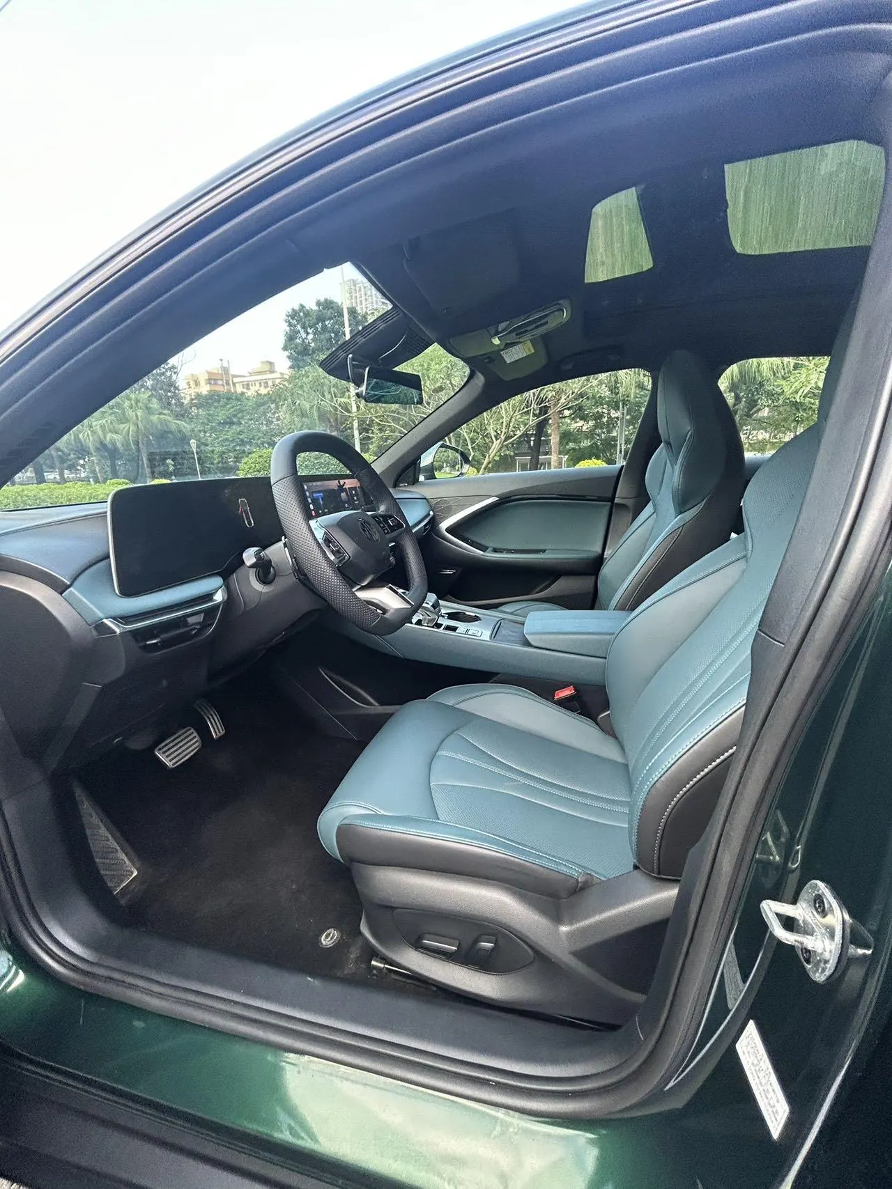 MG 2023 MG7 1.5T to the United States elegant version of automatic gear 5