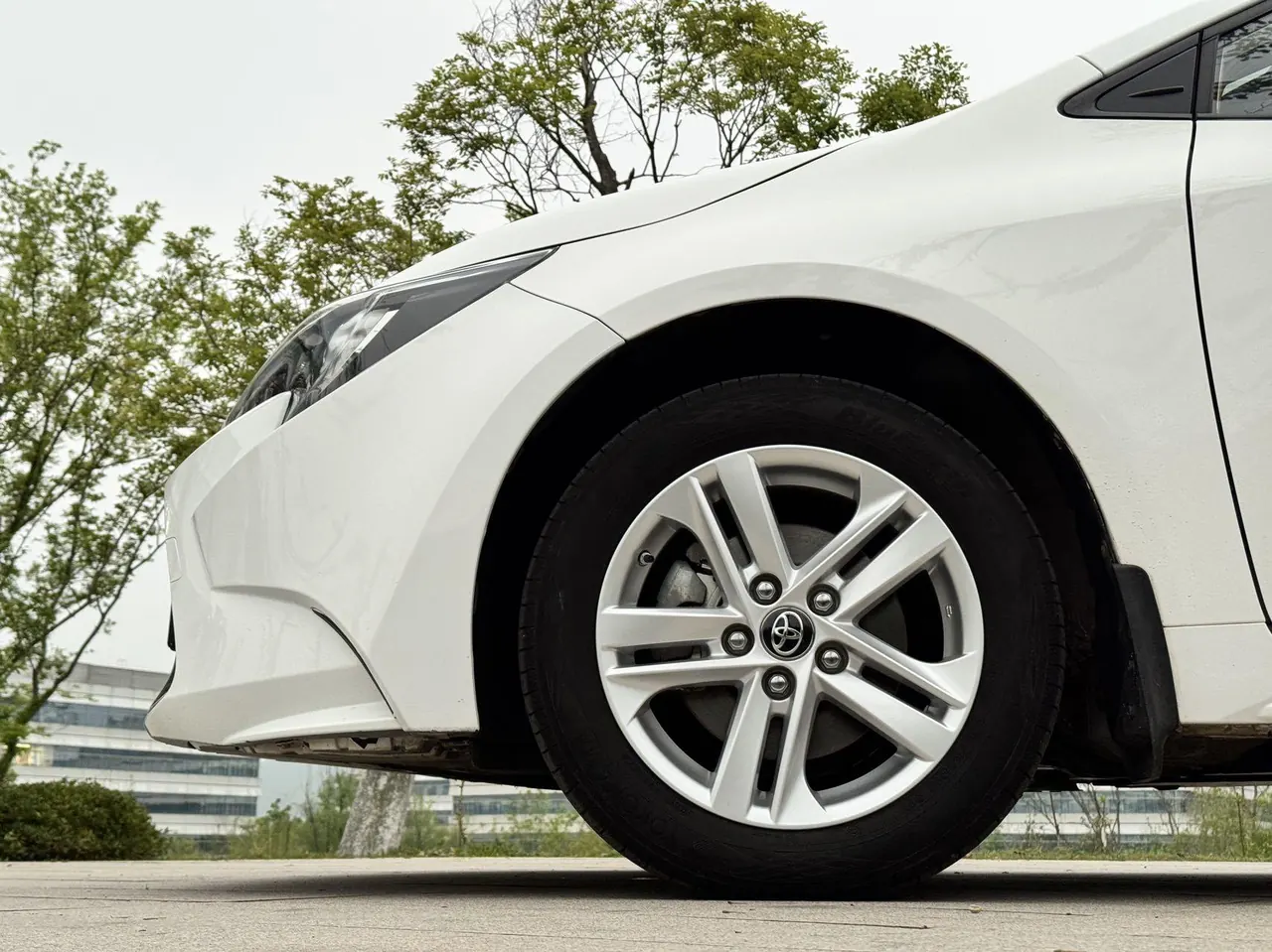 Toyota 2022 Lei Ling 1.2T Stepless 185T Deluxe Automatic Gear 10