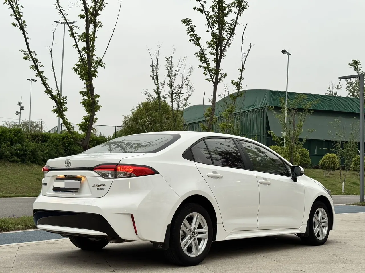 Toyota 2022 Lei Ling 1.2T Stepless 185T Deluxe Automatic Gear 4