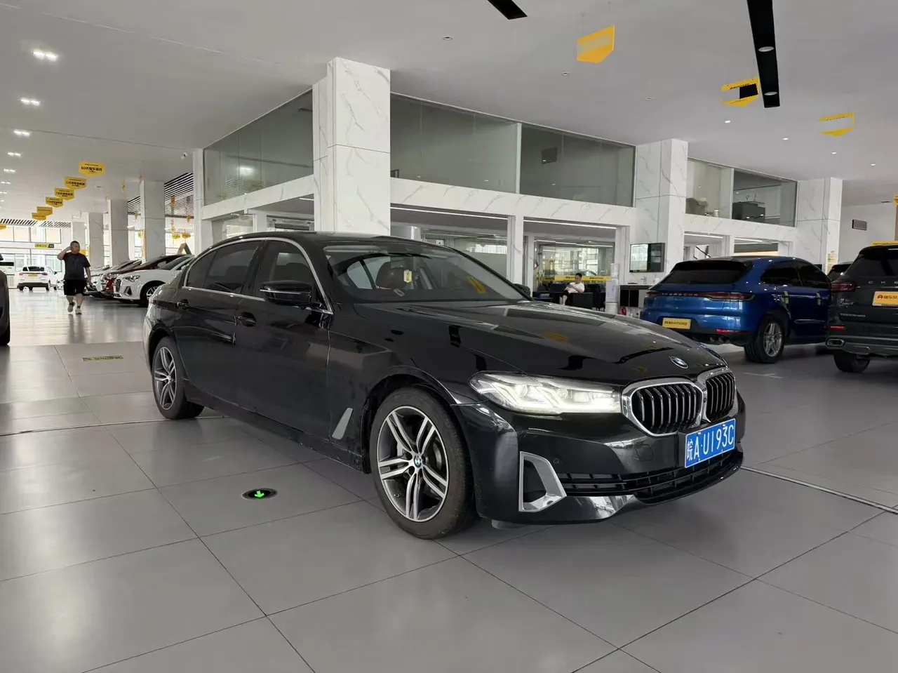 BMW 5 Series 2021 530Li 2.0T Leading Luxury Suit Automatic Gear 3