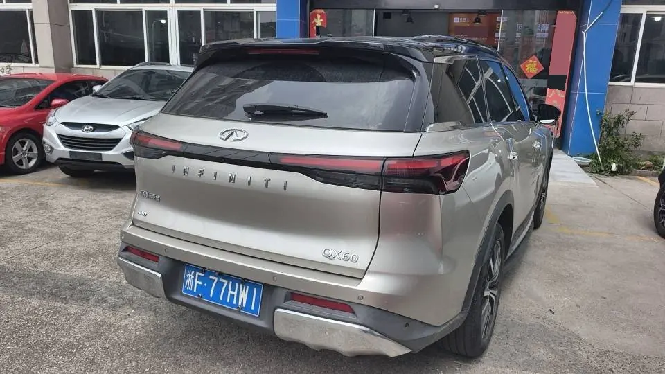 Infiniti 2022 QX60 2.0T four-wheel drive flagship automatic gear 7