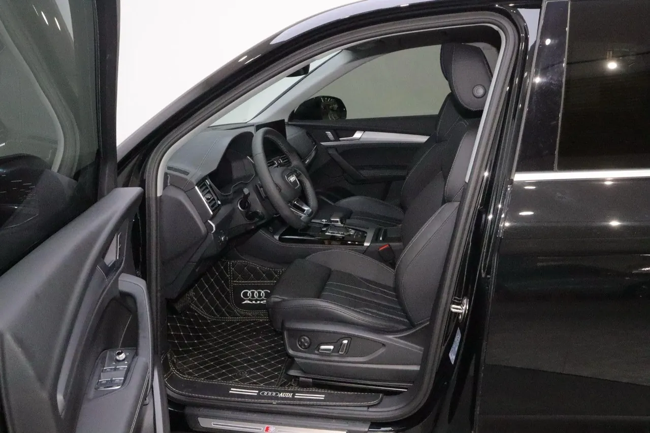 Audi 2024 Q5L 2.0TFSI 40TFSI Fashion Dynamic Automatic 4