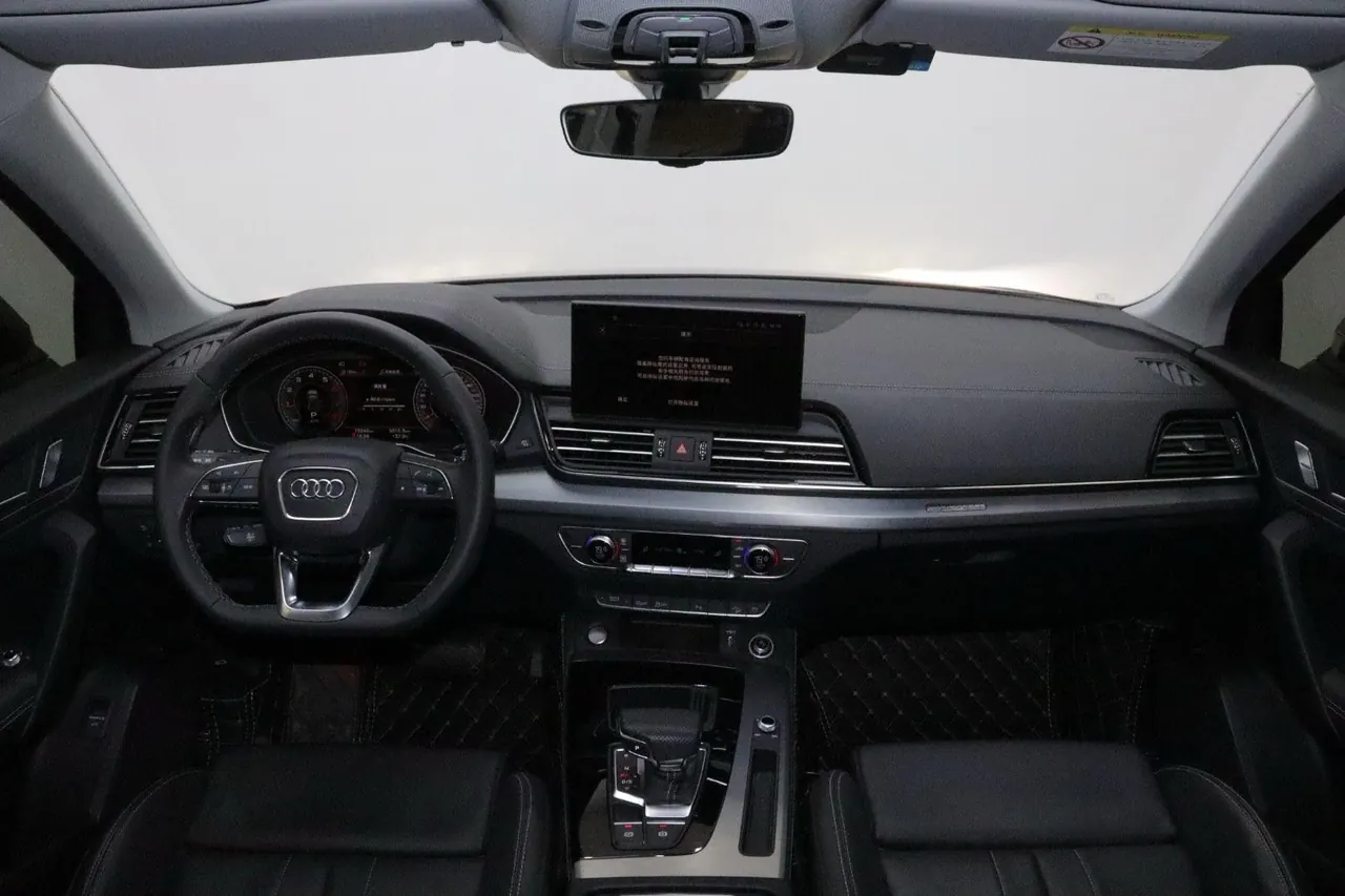 Audi 2024 Q5L 2.0TFSI 40TFSI Fashion Dynamic Automatic 6
