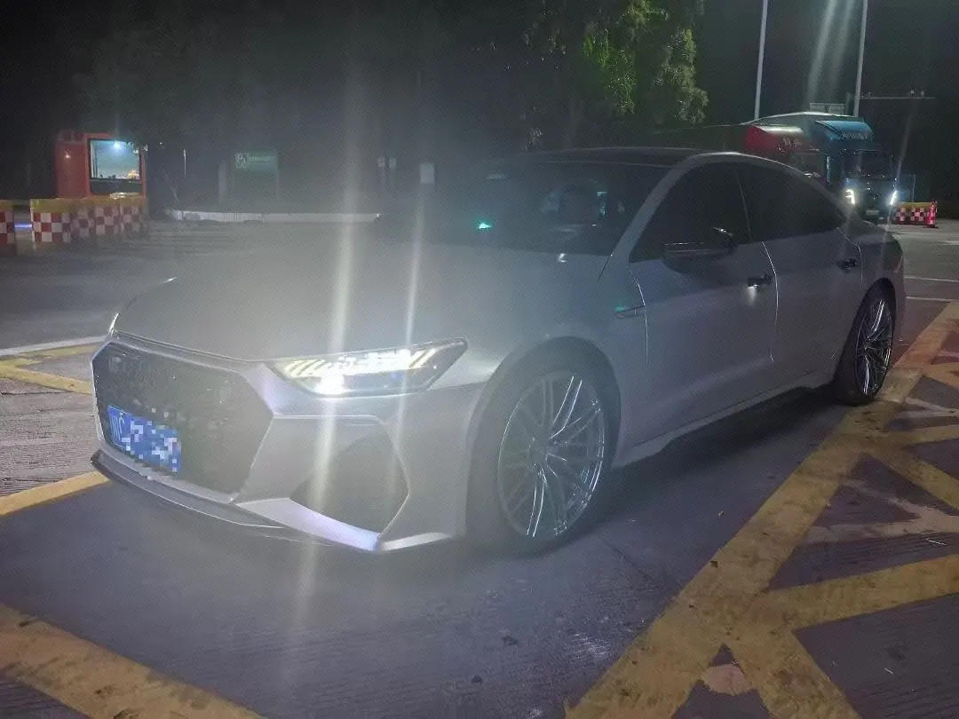 Open image lightbox: Audi 2022 A7L 2.0TFSI 45TFSI Quattro S-line Black Samurai Edition Automatic Gear