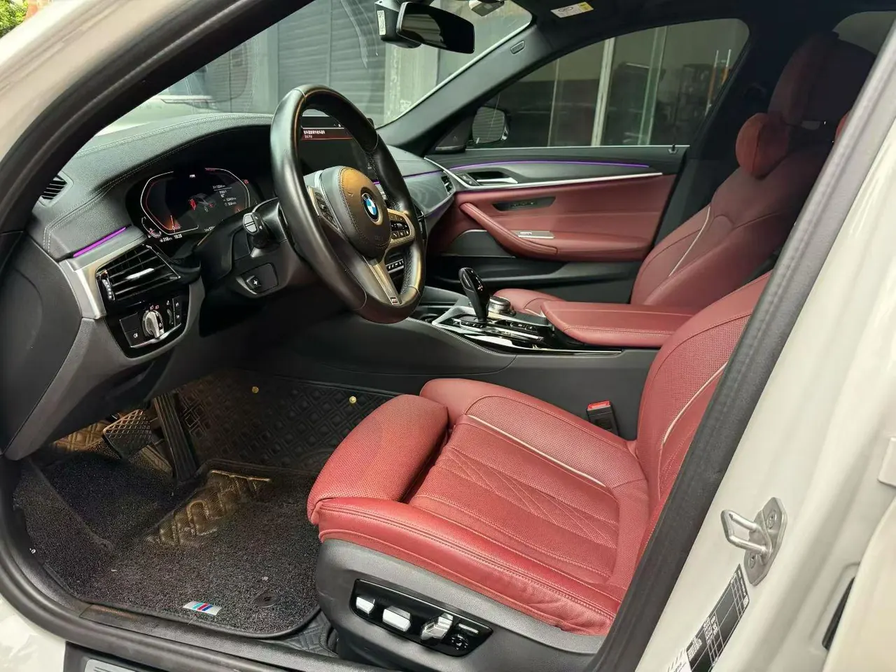 BMW 5 Series 2022 530Li 2.0T Exclusive M Sports Suit (Modified) Automatic Gear 2