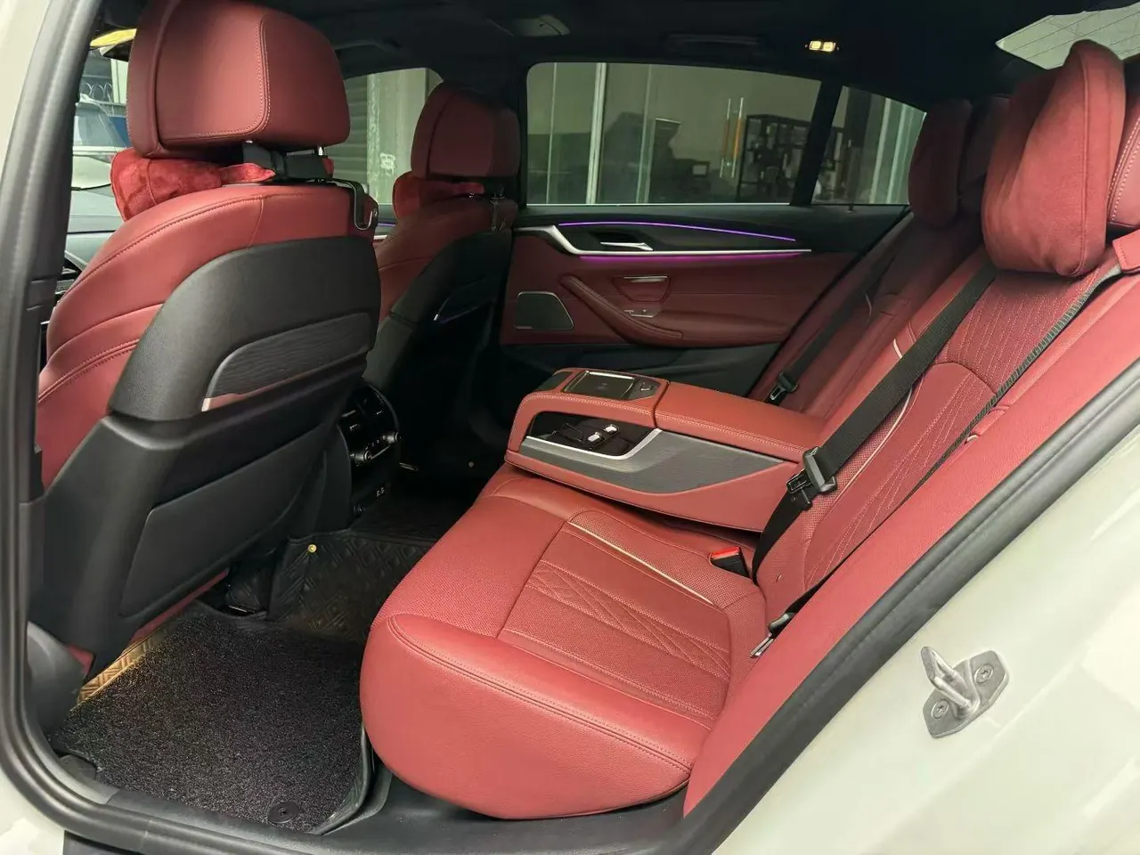 BMW 5 Series 2022 530Li 2.0T Exclusive M Sports Suit (Modified) Automatic Gear 3
