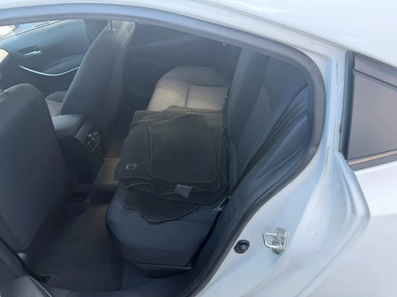 Toyota 2023 Corolla Double Engine 1.8 Stepless Intelligent Electric Hybrid Elite Automatic Gear 4