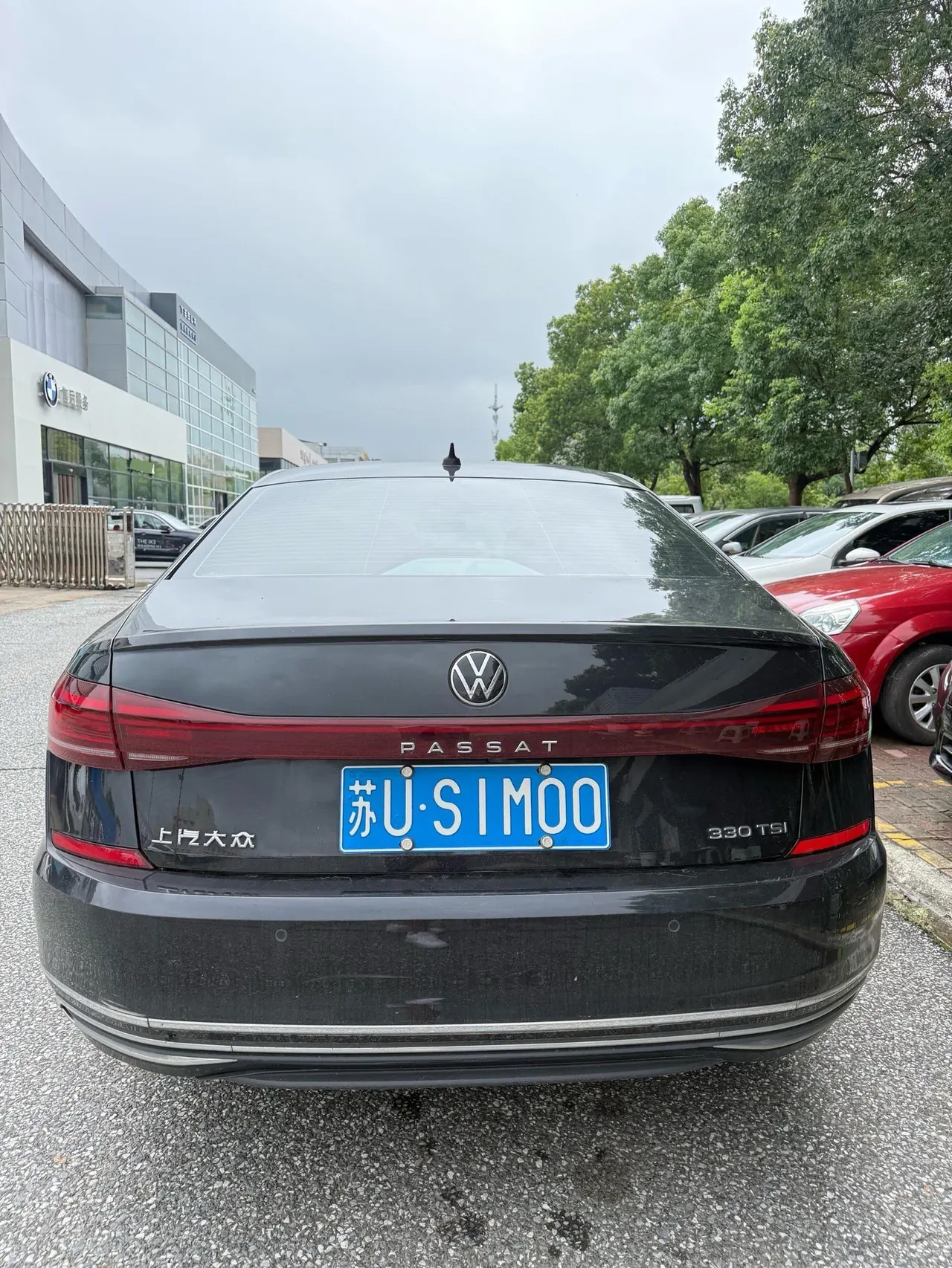 Volkswagen 2023 Passat 2.0TSI 330TSI Deluxe Edition Automatic 6