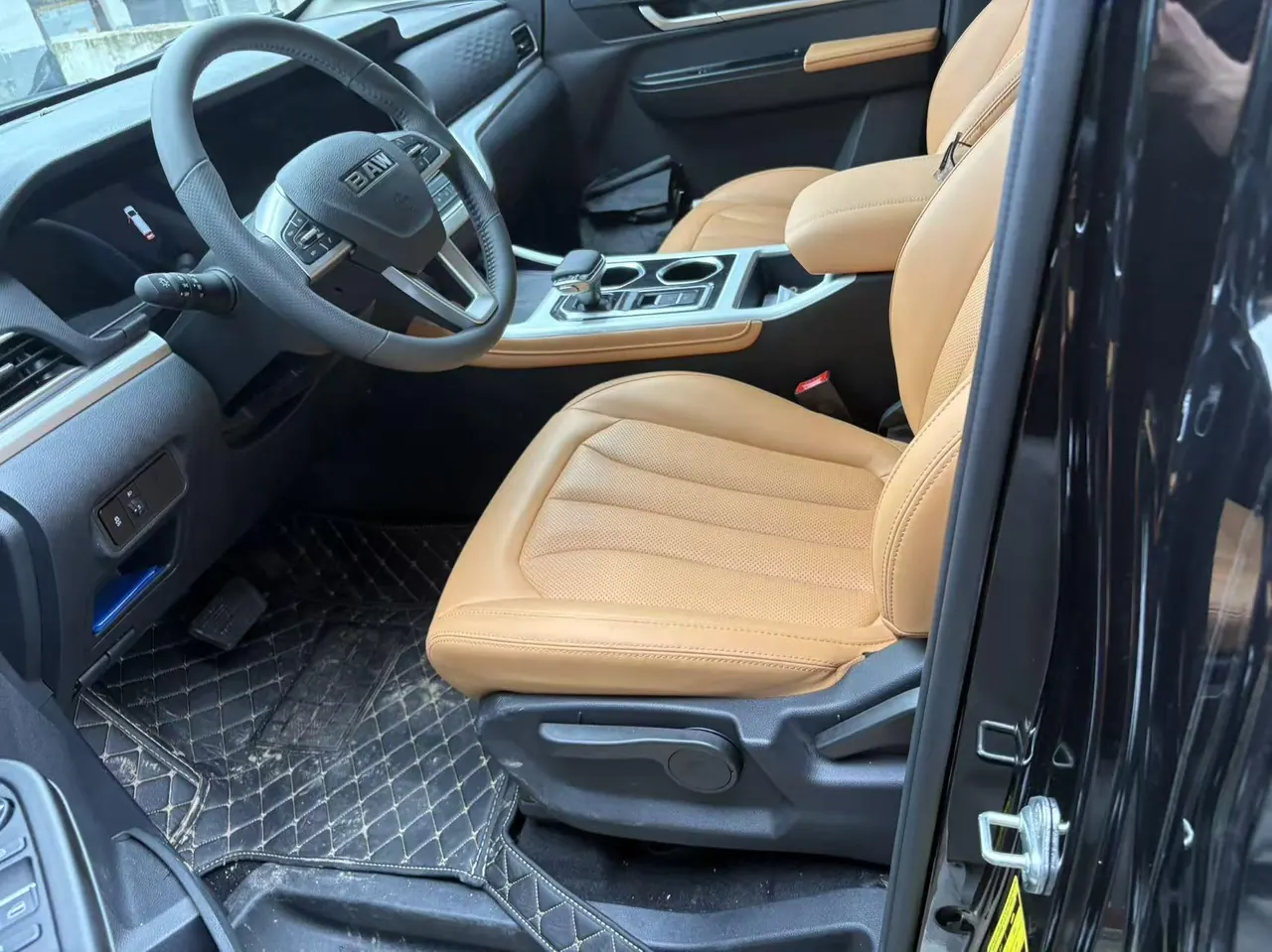 BAIC 2026 ace M7 2.0 long axis intermediate operation 7 automatic gear 4