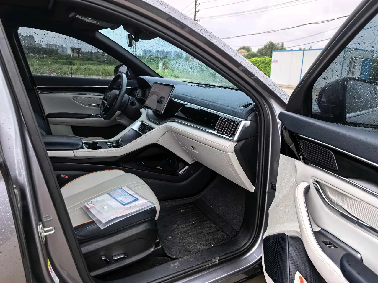 BYD Song PLUS New Energy 2024 Song PLUS EV Glory Edition 520km Honorable Automatic Gear 6