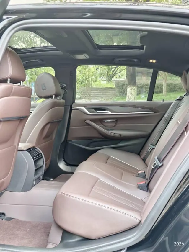 BMW 5 Series 2022 530Li 2.0T Leading M Sports Suit (Modified) Automatic Gear 5